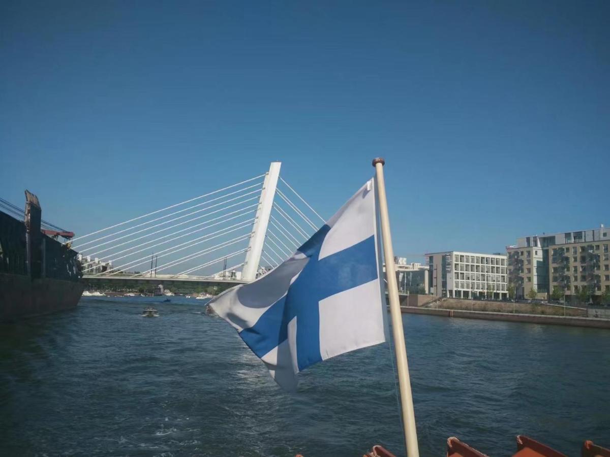 Apartamento Helsinki Penthouse Near The West Harbor Exterior foto