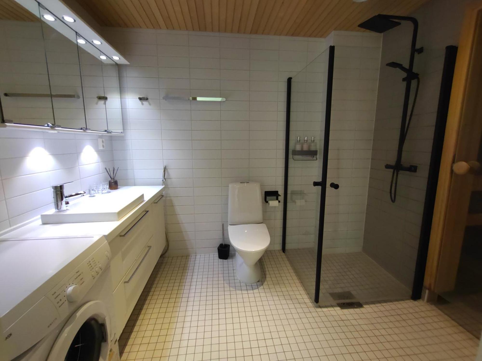 Apartamento Helsinki Penthouse Near The West Harbor Exterior foto